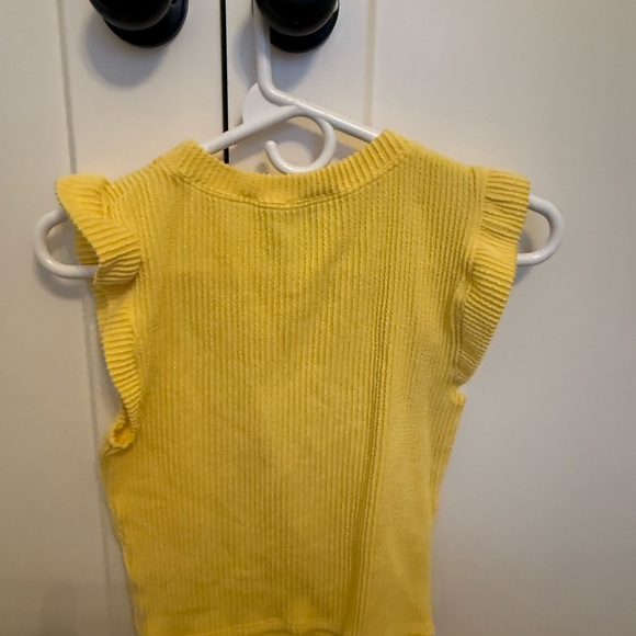 Yellow Ribbed Sleeveless Top - Picture 2 of 2